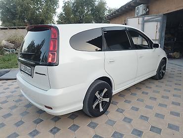 transporter multivan: Honda Stream: 2004 г., 2 л, Автомат, Бензин, Минивэн — 4