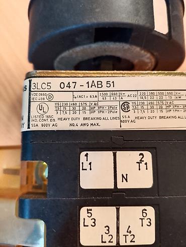gobleni katalog: Siemens glavni prekidač 3LC5 047-1AB51, Made in Germany. - Robusni — 1