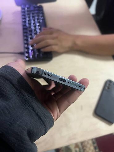 Мобильные телефоны и аксессуары: Samsung Galaxy S22, Б/у, 128 ГБ, цвет - Зеленый, 1 SIM — 6