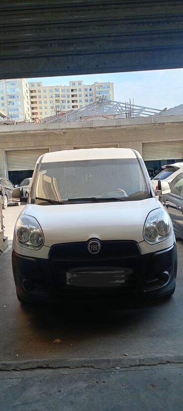 Fiat Doblo: 1.4 л | 2014 г. Минивэн