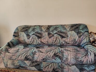купить диван бу недорого: Mini-divan, İşlənmiş, Açılmayan, Bazasız, Vеlur parça, Çatdırılma yoxdur