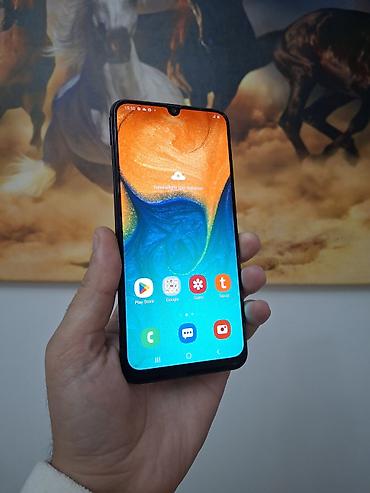 iphone 13 pro green: Samsung Galaxy A30, 64 GB, rəng - Qara, İki sim kartlı — 3