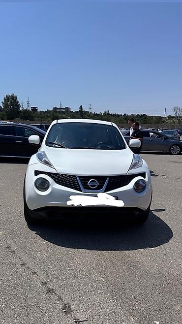 juk: Nissan Juke 2013. Servis orjinal ağ rəng, şəhər üçün kompakt — 2