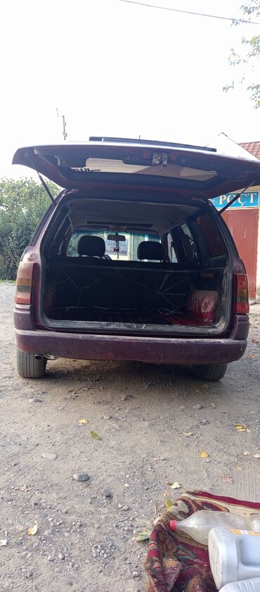 Opel: Opel Astra: 1.7 l | 1992 il 151515 km Universal — 13