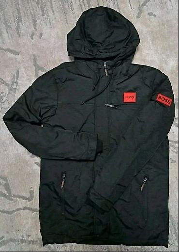 kaput jakna: Crna muška jakna sa kapuljačom – Hugo Boss stil - Boja: crna - — 1