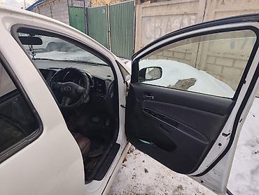 Toyota: Toyota WISH: 2004 г., 1.8 л, Автомат, Бензин, Универсал — 7