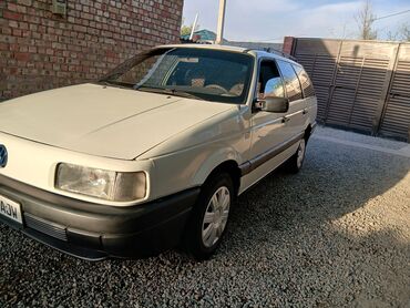 Volkswagen: Volkswagen Passat: 1991 г., 1.8 л, Механика, Бензин, Универсал