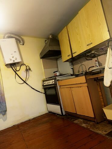 Otaqların uzunmüddətli kirayəsi: Kirayə verilən 2 otaq - Quruluş: 2 otaq, ve quxna ayrıca girişli. - — 13