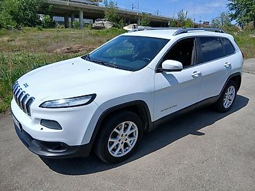 Jeep: Jeep Cherokee 4x4, bijela boja, registrovan u Srbiji (tablice BG) — 2