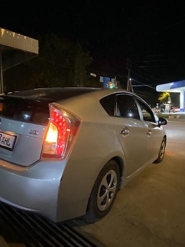 lada 9: Toyota Prius: 2015 г., Гибрид, Хэтчбэк — 5