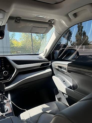 volvo 6×2: Toyota Highlander: 2020 г., 2.5 л, Гибрид, Кроссовер — 10