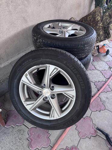 обычные диски: Дөңгөлөктөр монтажда 205 / 65 / R 16, All-season, Жаңы, Комплект, Жеңил унаалар, Куйма, тешиктери - 5