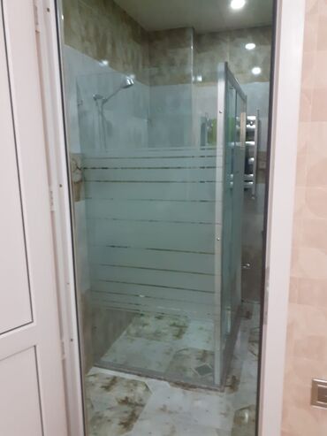 Duş kabinaları, arakəsmələr: Yeni Üstü açıq kabina, Künc üçün, Pulsuz çatdırılma — 16