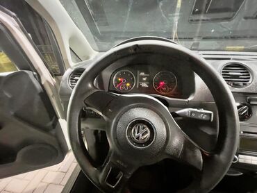 купить шины бу в бишкеке: Volkswagen Caddy: 2011 г., 1.2 л, Механика, Бензин, Вэн/Минивэн