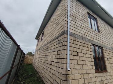 Həyət evləri və villaların satışı: 4 otaqlı, 209 kv. m, Kredit yoxdur, Təmirsiz — 10