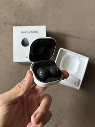 Mikrofonlar: Yeni Simsiz (Bluetooth) Qulaqcıqlar, Samsung, rəng - Qara