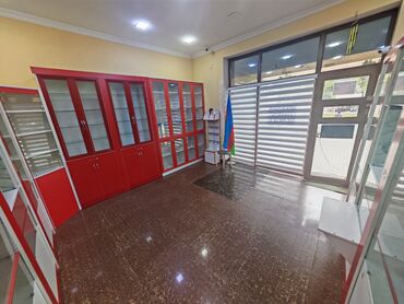 Digər kommersiya daşınmaz əmlakı: APTEK Sumqayit şəhərində yerləşir,2013cü ildə açılıb 20 gündü — 3