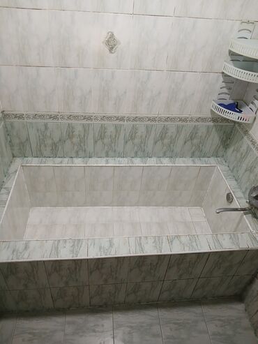 Günlük kirayə evlər: 90 kv. m, 3 otaqlı, Kombi, Qaz, İşıq — 24