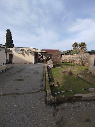 şüvəlan: Şüvəlan qəs. 3 otaqlı, 100 kv. m, Orta təmir — 5