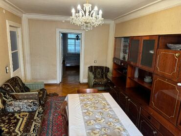 купить дом в ивановке: 🏡 Kirayə – 4 otaqlı mənzil 📍 Gəncə şəhəri, Dəmiryolu vağzalına yaxın
