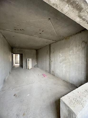 Продажа помещений свободного назначения: Продаётся двух комнатная квартира(можно переделать под трешку) в новом — 11