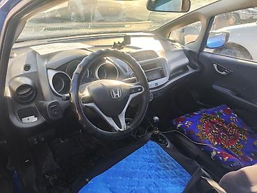 Honda: Honda Jazz: 2010 г., 1.3 л, Ручные, Бензин, Хэтчбэк — 4