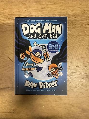 manqa: Məhsul: “Dog Man” komiks/qravl roman seriyası – Dav Pilkey Təsvir: - — 5