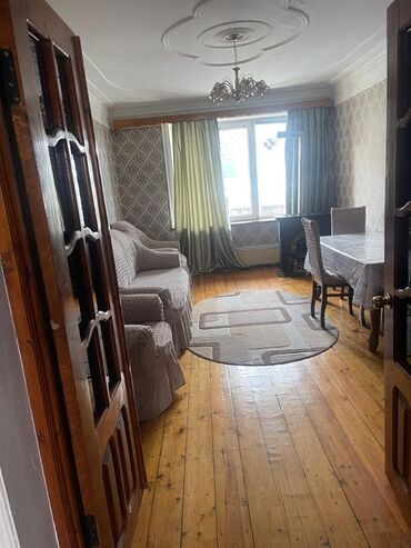 Mənzil kirayələyirəm: 3 otaqlı, 85 kv. m — 4