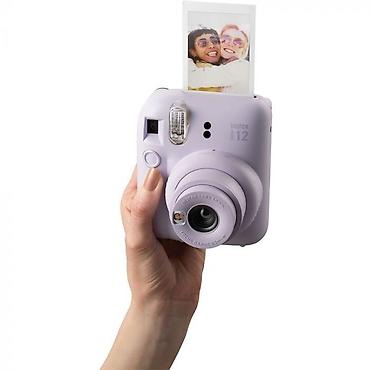 мини фото парат i: Fujifilm Instax MINI 12 - аналоговый фотоаппарат, работающая по — 3