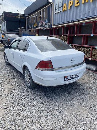 оп ком: Opel Astra: 2008 г., 1.6 л, Механика, Бензин, Седан — 5