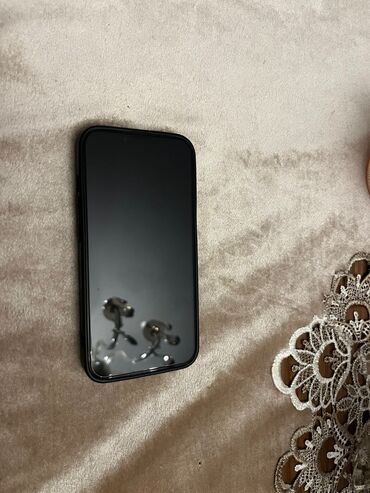 Apple iPhone: IPhone 13, 128 GB, Qara, Face ID — 10