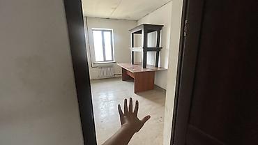 аренда домов аламедин 1: Сдаю Офис целиком: 500 м², С ремонтом, С высокими потолками — 7