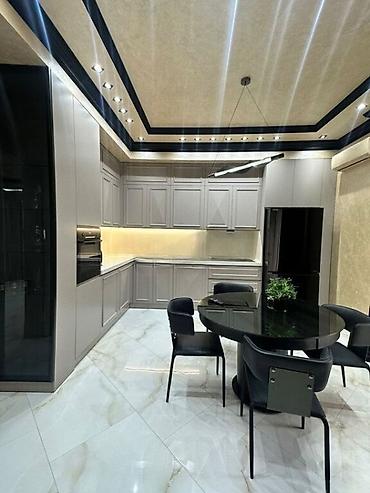 kiray: AĞ ŞƏHƏR – QARABAĞ ATLARI MEYDANI 3 otaqlı mənzil kirayə Sahə: 140 — 9