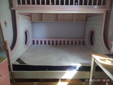 Salon, tibbi mebel dəsti: Qız üçün, İşlənmiş, Çarpayı