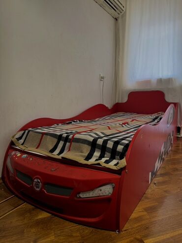 Готовый, Кровать-машина, Без матраса, Без выдвижных ящиков