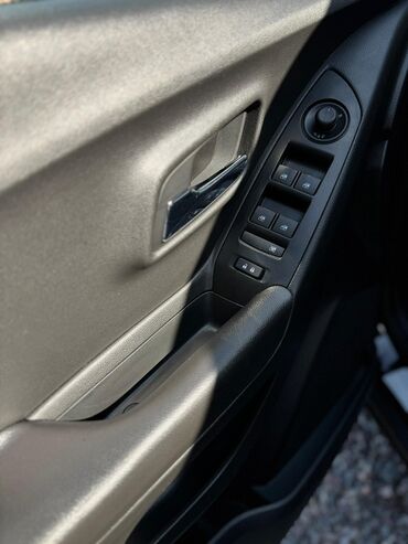 Chevrolet: Chevrolet Tracker: 2019 г., 1.4 л, Автомат, Бензин, Кроссовер — 14