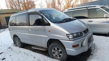 пассат 3: Mitsubishi Delica: 2002 г., 0.3 - engine capacity л, Автомат, Бензин, Вэн/Минивэн