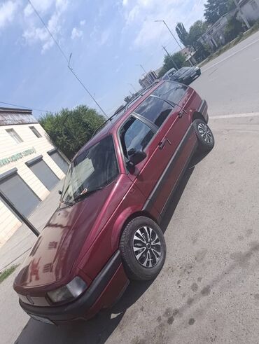 аксессуары на автомобиль: Volkswagen Passat: 1990 г., 2 л, Механика, Бензин, Универсал