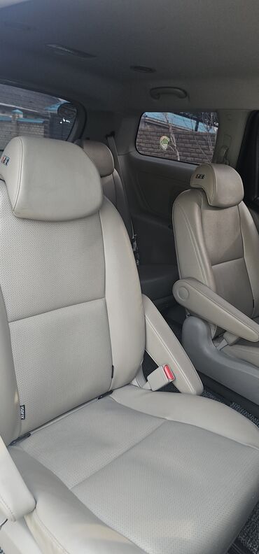 Kia: Kia Carnival: 2019 г., 2.2 л, Автомат, Дизель, Минивэн — 5