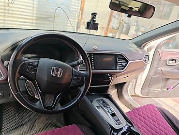 стекол: Honda Vezel: 2022 г., Вариатор, Электромобиль, Кроссовер — 6