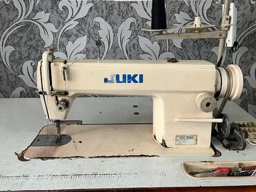 Tikiş maşınları: Sex maşınıdır az istifade olunub ehtiyaci olmadigi üçün satir islek