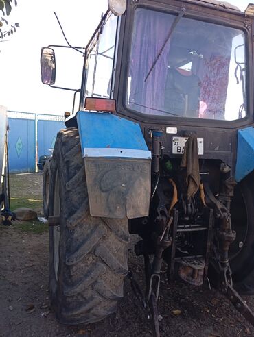 Traktorlar: Tecili satilir yaxsi veziyyetdedir senetleride qaydasindadir. elave — 11