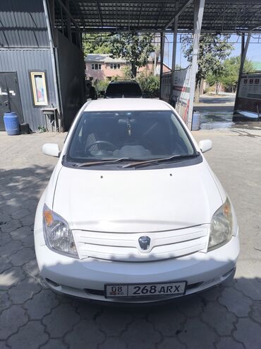 тацота ист: Toyota ist: 2002 г., 1.3 л, Автомат, Бензин, Хэтчбэк