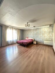 Долгосрочная аренда домов: 220 м², 5 комнат, Кондиционер, Парковка, Подвал, погреб at lalafo.kg — 6 Долгосрочная аренда домов: 220 м², 5 комнат, Кондиционер, Парковка, Подвал, погреб — 6