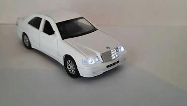 Avtomobil satışı: Təcili Satılır…Endirim Var… AUDİ Q7 qara modelkası satılır — 18