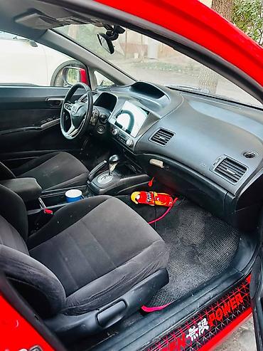 звонки: Honda Civic: 2006 г., 1.8 л, Автомат, Газ, Седан — 10