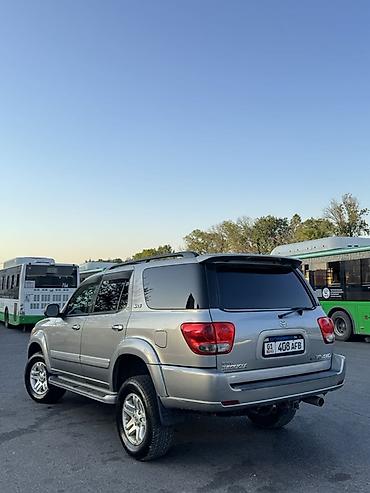 брелок тойота: Toyota Sequoia: 2004 г., Автомат, Бензин, Внедорожник — 4