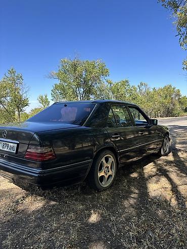 капот w 124: Mercedes-Benz E-Class: 1994 г., 3.2 л, Автомат, Газ, Седан — 5