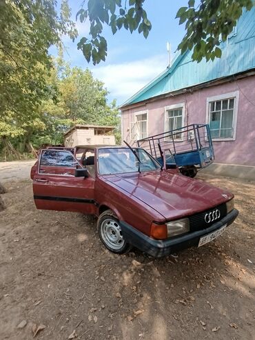 купить тойота кроссовер: Audi 80: 1986 г., Механика, Бензин, Седан