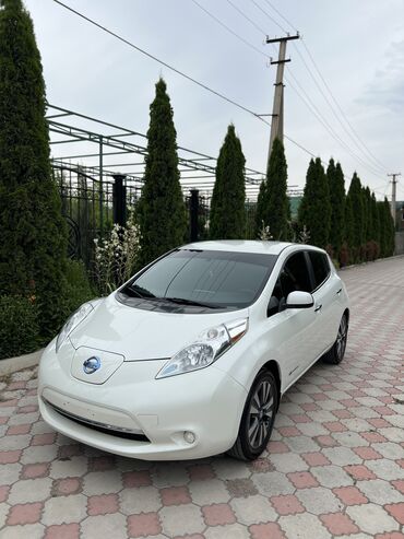 Nissan: Nissan Leaf: 2015 г., 1 л, Автомат, Электромобиль, Хэтчбэк